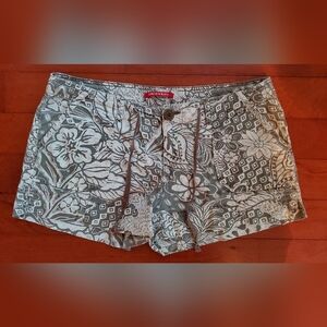 Union Bay Shorts Size 9